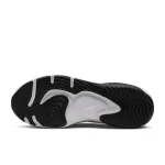 Nike Legend Essential 3 - DM1120-001 - 2