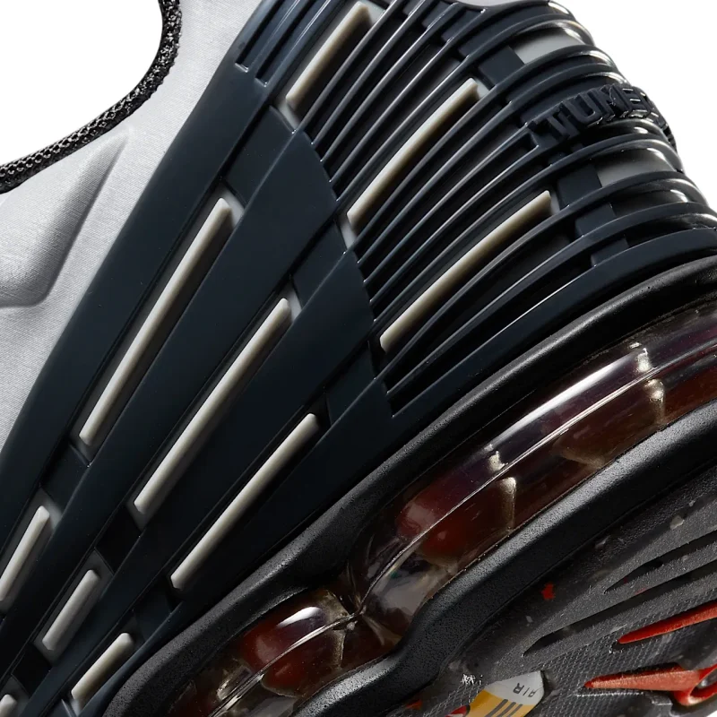 Nike Air Max Plus 3 - DM2560-001 - 8