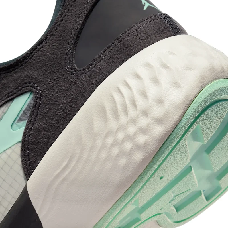 Jordan Delta 3 Low - DN2647-003 - 8