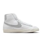 Nike Blazer Mid '77 ESS - DQ7574-100 - 3