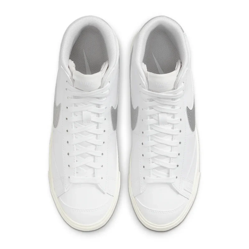Nike Blazer Mid '77 ESS - DQ7574-100 - 4