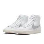 Nike Blazer Mid '77 ESS - DQ7574-100 - 5
