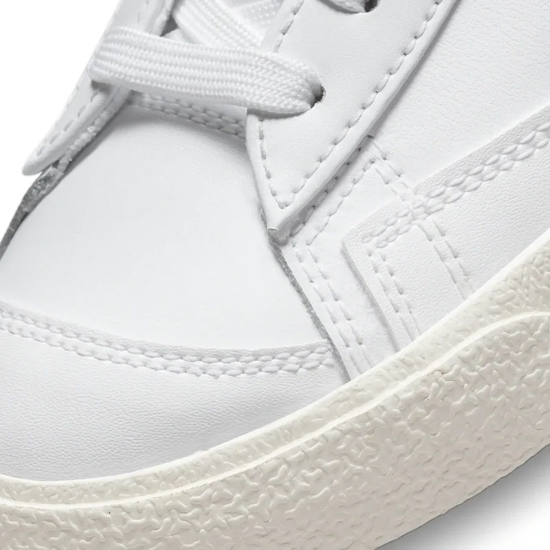 Nike Blazer Mid '77 ESS - DQ7574-100 - 7