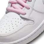 Nike SB Dunk Low - DR4876-100 - 2