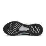 Nike Revolution 6 - DR9882-001 - 2