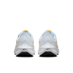 Nike Pegasus 40 - DV3854-102 - 6