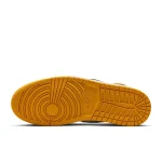 Air Jordan 1 Retro High OG - DZ5485-701 - 2