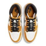 Air Jordan 1 Retro High OG - DZ5485-701 - 4