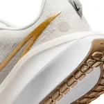 Nike Vomero 17 - FB8502-006 - 8