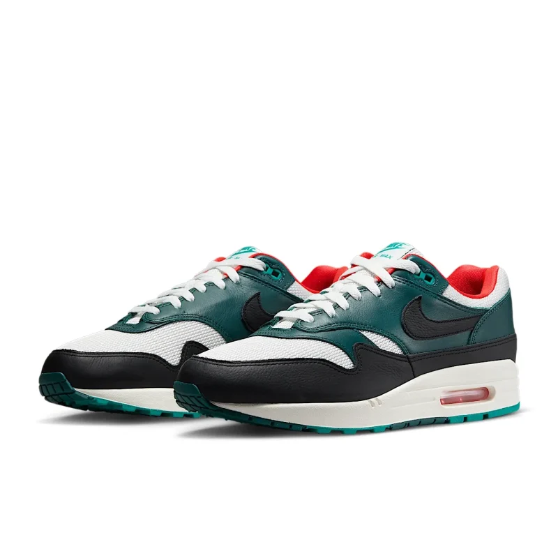 Nike Air Max 1 x LeBron James Liverpool FC - FB8914-100 - 2