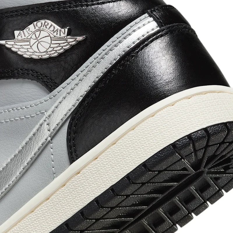 Air Jordan 1 Mid SE - FB9892-002 - 8