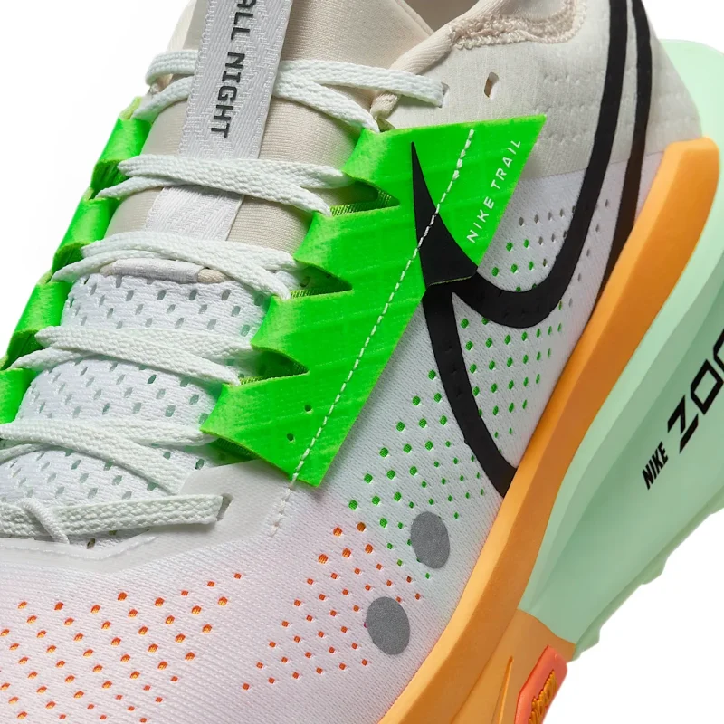 Nike Zegama Trail 2 - FD5190-100 - 7