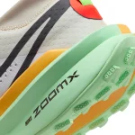 Nike Zegama Trail 2 - FD5190-100 - 8