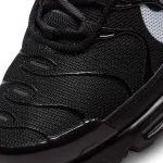 Nike Air Max Plus - FJ4224-001 - 7
