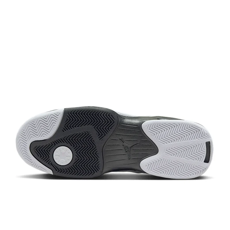 Jordan Max Aura 6 - FQ8298-101 - 2