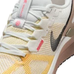 Nike Structure 25 - DJ7884-110 - 7
