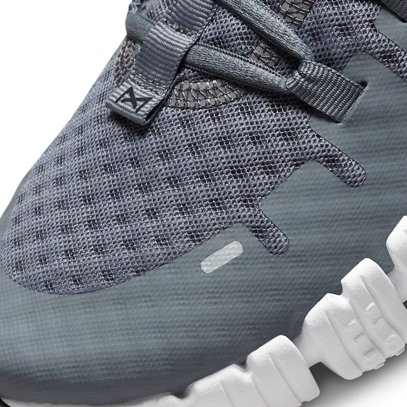 Nike Free Metcon 5 - DV3949-003 - 7