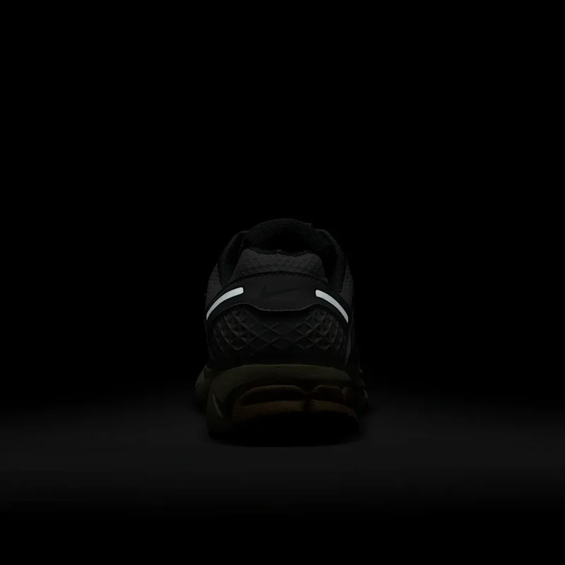 Nike Zoom Vomero 5 - FJ2028-101 - 10