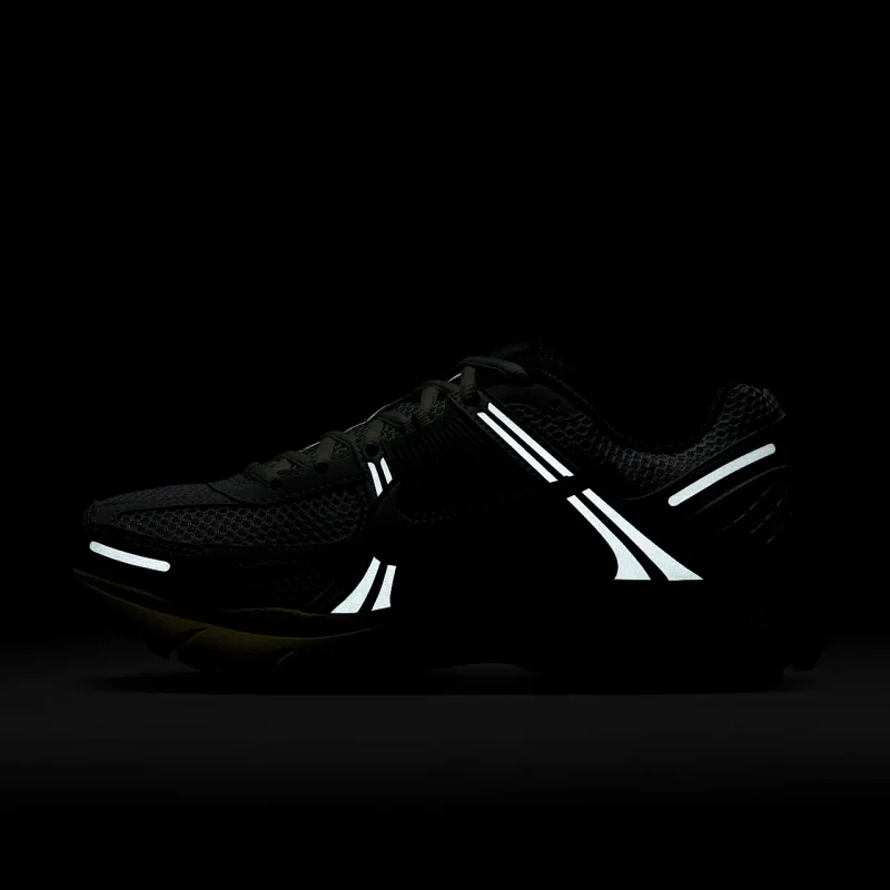 Nike Zoom Vomero 5 - FJ2028-101 - 12