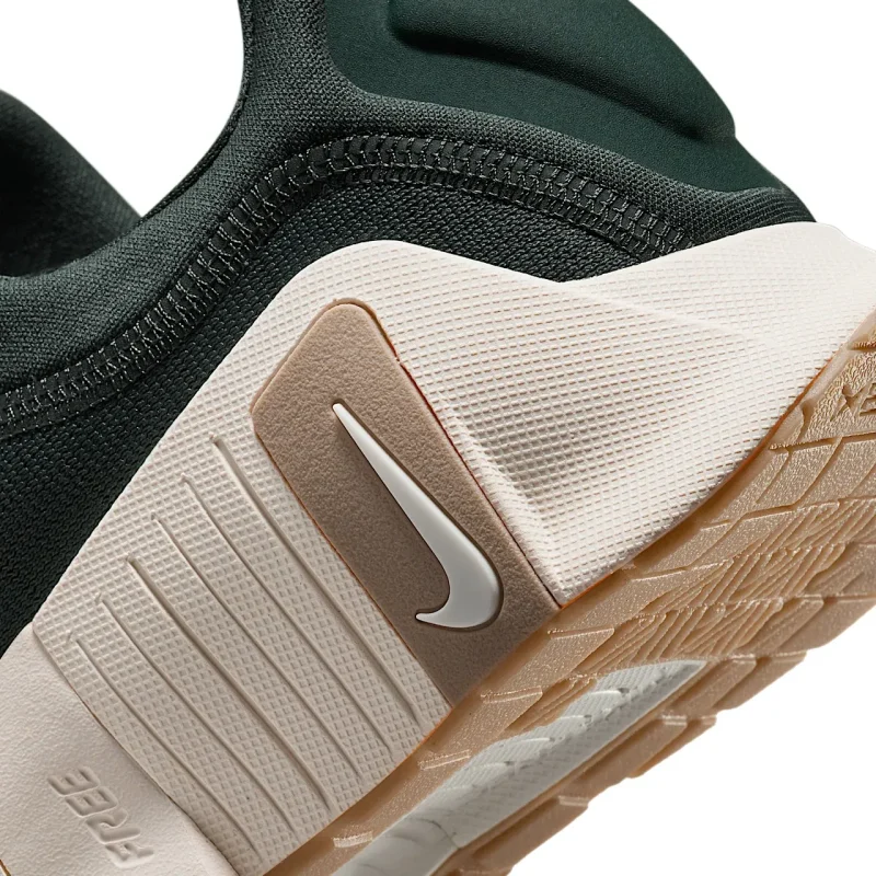 Nike Free Metcon 6 - FJ7126-300 - 8