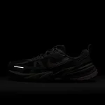 Nike V2K Run - HQ4046-001 - 10