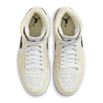 Air Jordan 1 Mid - BQ6472-121 - 4
