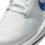 Nike Structure 24 - DA8535-100 - 2