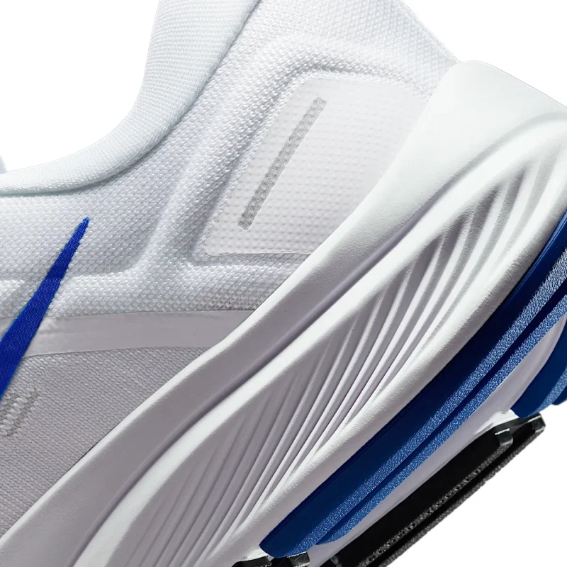 Nike Structure 24 - DA8535-100 - 8