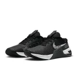 Nike Metcon 8 - DO9327-001 - 2