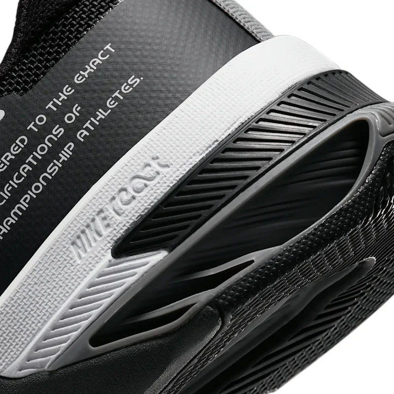 Nike Metcon 8 - DO9327-001 - 2