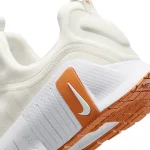 Nike Free Metcon 6 - FJ7126-103 - 8