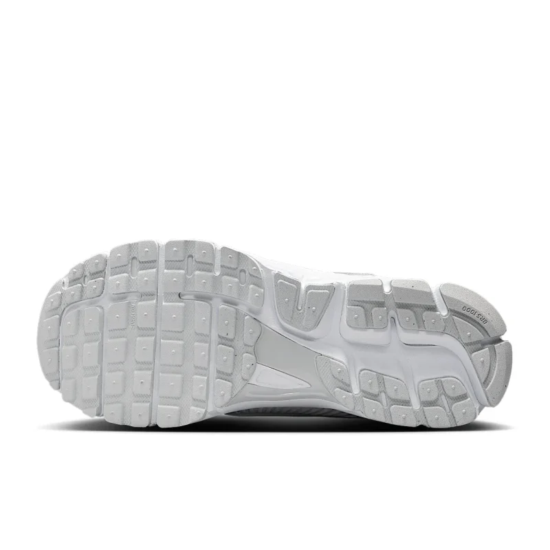 Nike Zoom Vomero 5 - HF7723-100 - 2