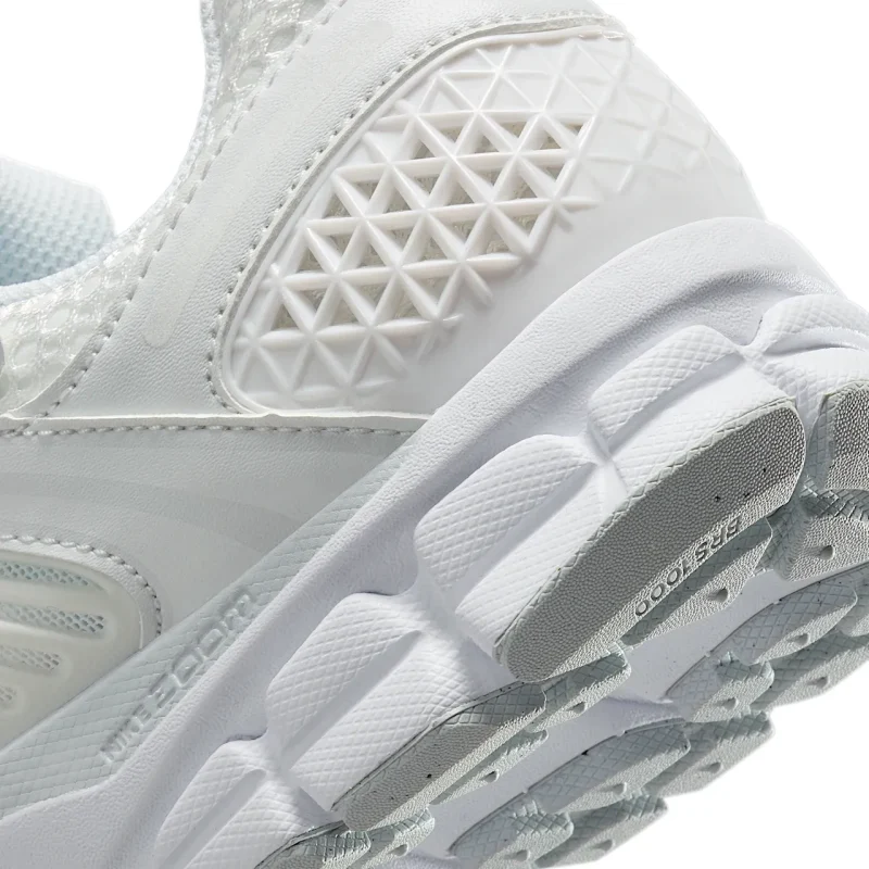 Nike Zoom Vomero 5 - HF7723-100 - 8