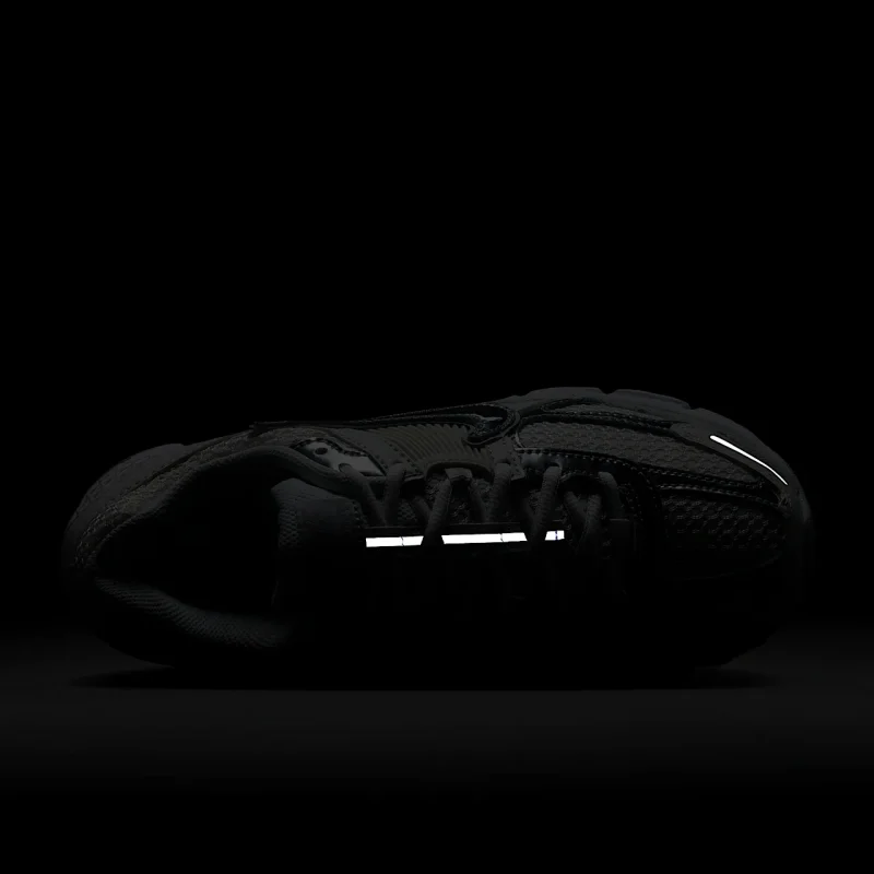 Nike Zoom Vomero 5 - HF7723-100 - 9
