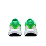 Nike Revolution 8 - HJ9198-301 - 2