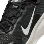 Nike Vomero 18 - HM6804-005 - 7