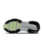 Nike Vomero 18 - HM6804-107 - 2