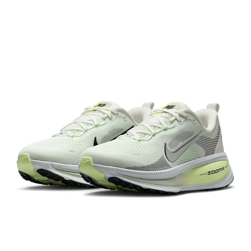 Nike Vomero 18 - HM6804-107 - 5