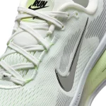 Nike Vomero 18 - HM6804-107 - 7