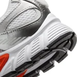 Nike V5 RNR - HQ7901-100 - 8