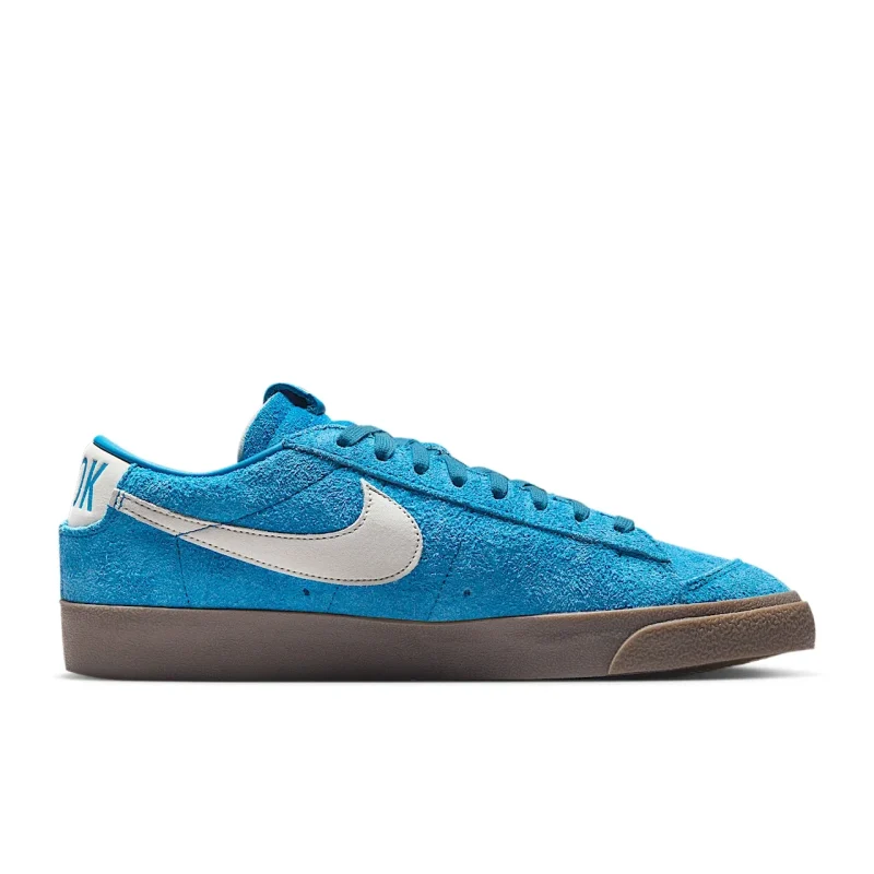Nike Blazer Low x Book "Chevy" - HV2197-400 - 3