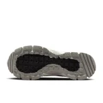 Nike Zoom Vomero Roam - HV6410-100 - 2