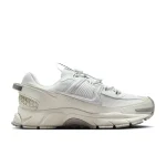 Nike Zoom Vomero Roam - HV6410-100 - 3