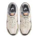 Nike Zoom Vomero 5 - IB7469-030 - 4