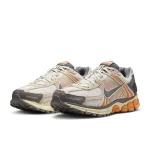 Nike Zoom Vomero 5 - IB7469-030 - 5