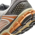 Nike Zoom Vomero 5 - IB7469-030 - 8