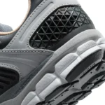 Nike Zoom Vomero 5 - تصویر 8