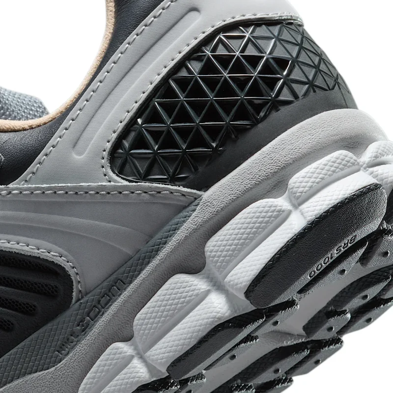 Nike Zoom Vomero 5 - تصویر 8