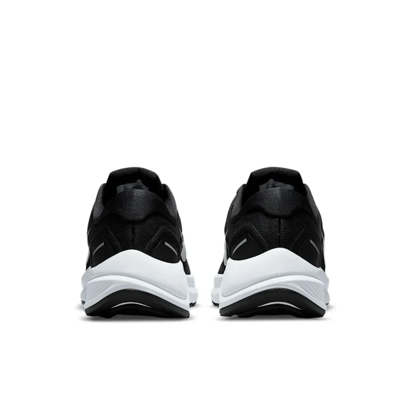 Nike Structure 24 - تصویر 6