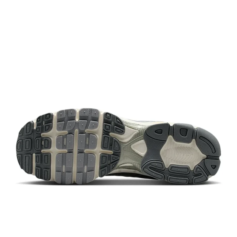 Nike Air Max Moto 2K - تصویر 2
